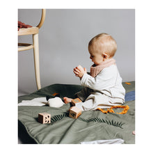 Load image into Gallery viewer, Glenn Activity Blanket - Faune green
